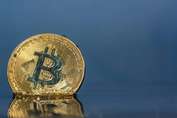  mavi suda batan altın bitcoin 