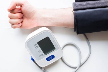 adam kan basıncı ölçer