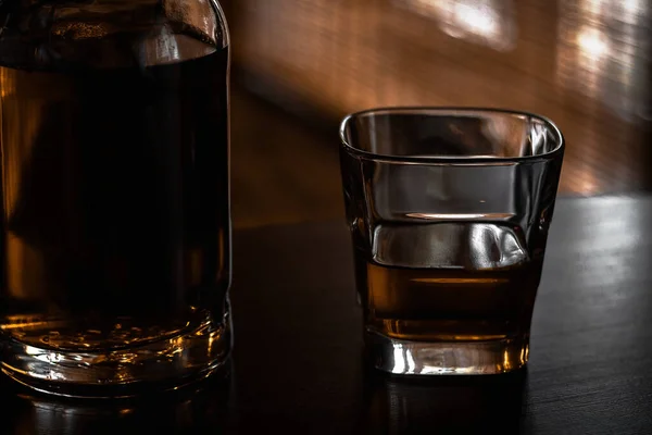 Bicchiere Bottiglia Con Scotch Whisky Single Malt — Foto Stock