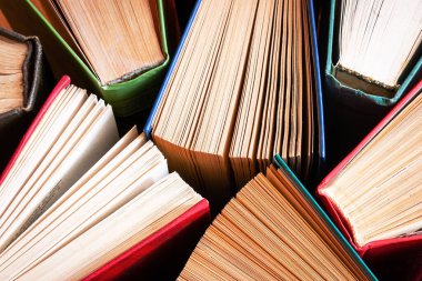 Eğitim için kitap ciltli üst görünüm