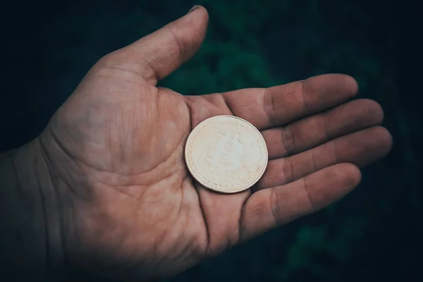 Bitcoin Hand Mining Make Money Foreign Exchange Market — Stock Photo, Image