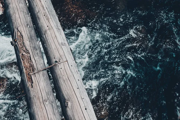 Antiguo Puente Turístico Madera Hecho Maderas Cuerdas Través Del Río — Foto de Stock