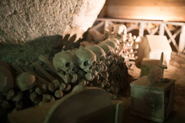 Skull Bones Ancient Ossuary Naples — Stock Photo, Image