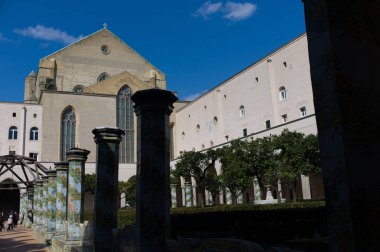 Cloister St. Chiara kilise ve manastır, Naples, İtalya