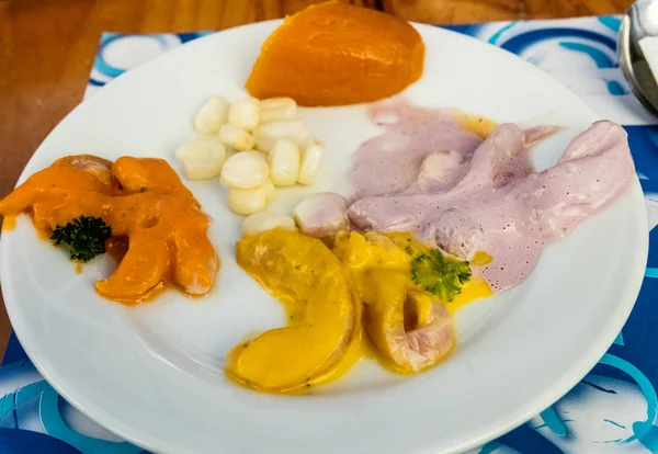 Ceviche Comida Típica Peruana Base Peixe Marinado Com Limão — Fotografia de Stock