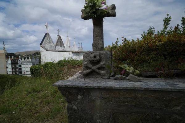 スペイン ガリシア州の田舎の墓地ビュー — ストック写真