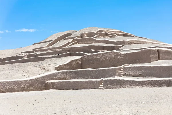 Pyramide der Kaukasus — Stockfoto