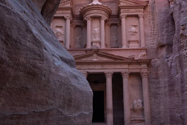 Ingang van de stad Petra, Jorda — Stockfoto