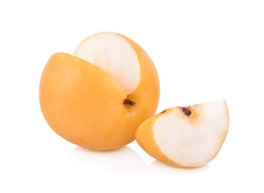 Beyaz arka plan üzerinde kar armut veya Fengsui armut kesim bölümü