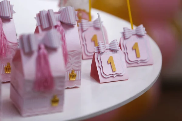 Details Zur Geburtstagsdekoration Eines Einjährigen Mädchens Dekorationsobjekte Für Ein Einjähriges — Stockfoto