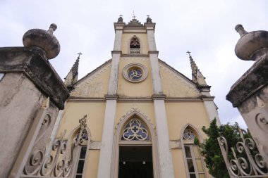 Şapel Minas Gerais, Brezilya - Barok Antik sarı kilise iç