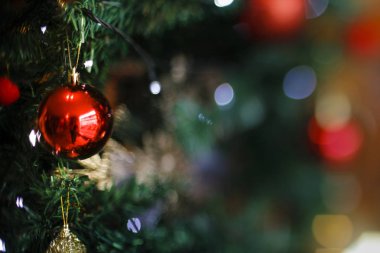 Noel arka plan, bulanık Noel topları, Noel arka plan bulanık; Ücretsiz mercek