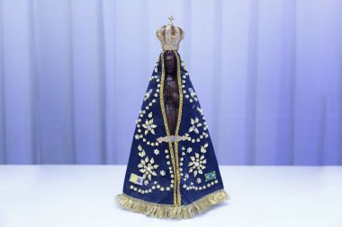 Aparecida Anıtı, Katolik dininde Tanrı 'nın annesi, Brezilya' nın hamisi.