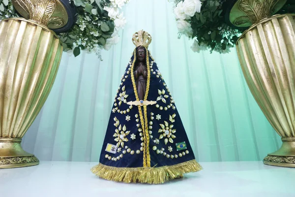 Posąg Matki Bożej Aparecidy Matki Bożej Religii Katolickiej Patronki Brazylii — Zdjęcie stockowe