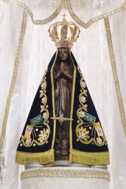Aparecida Anıtı, Katolik dininde Tanrı 'nın annesi, Brezilya' nın hamisi.