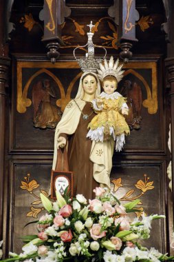 Carmel Our Lady görüntünün heykeli - Nossa Senhora araba yapmak