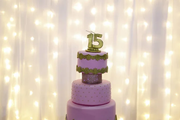 Ciasto imprezowe, 15 urodziny ciasto, piętnaście lat — Zdjęcie stockowe