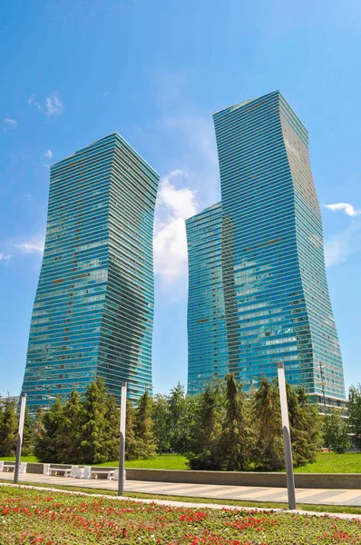 Nursultan, Kazakistan şehir merkezindeki gökdelenler