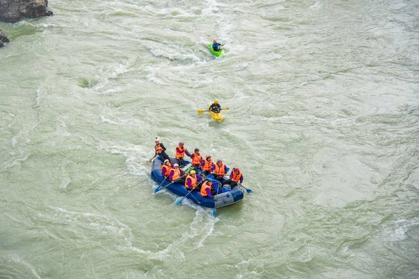 Varias Balsas Kayaks Rafting Montaña Río Katun Montañas Altai Rusia — Foto de Stock