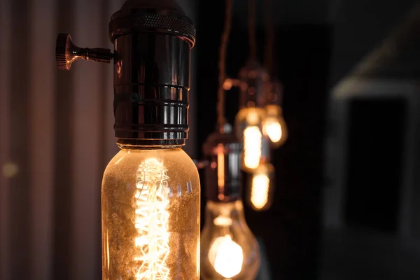Lampa Glödlampa Spiral Retro Vintage Varma Röret Edison Gult Ljus — Stockfoto