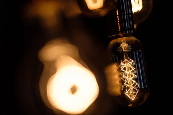 Glühende Spirale Retro Vintage warme Lampe edison — Stockfoto