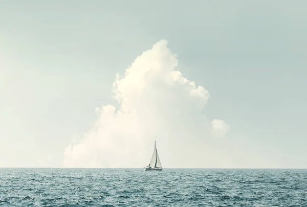 Barco Navegando Mar — Foto de Stock