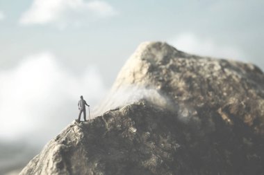 Dağın tepesindeki adam 