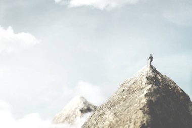 Dağın tepesindeki adam 
