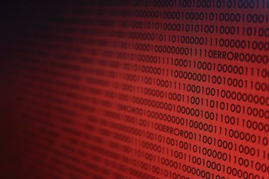 akan bir ve sıfır metin ikili kod biçiminde. sorun tehlike ve hata bilgisayar için kırmızı arka plan.