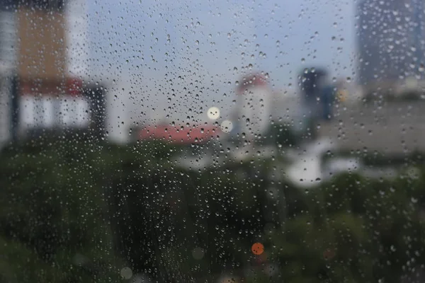 Office Window Covered Rain Water Water Spray Window Rain Traffic — Stock Photo, Image
