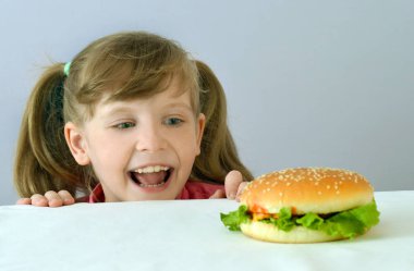 ?Lokanta Hild seviyor.