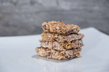 Ev yapımı besleyici healthbars yığını