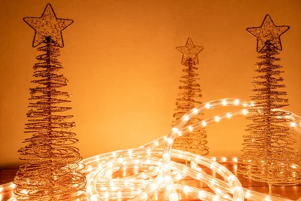 Праздничные Светодиодные Лампы Украшения Старинном Деревянном Столе Стоковая Картинка