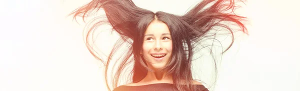 Πορτρέτο Της Δροσερό Ευτυχισμένος Μόδας Εφηβικό Κορίτσι Μελαχρινή Απλό Χτένισμα — Φωτογραφία Αρχείου