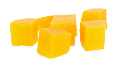 Dilim mango kırpma yolu ile beyaz izole