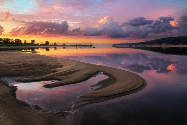 Sunset on the beach — Stock Photo, Image