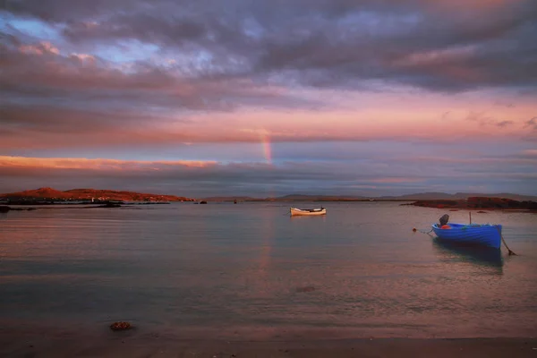 Rainbow Sunset Boats Bay Arranmore Island Donegal Ireland — Stock Photo, Image