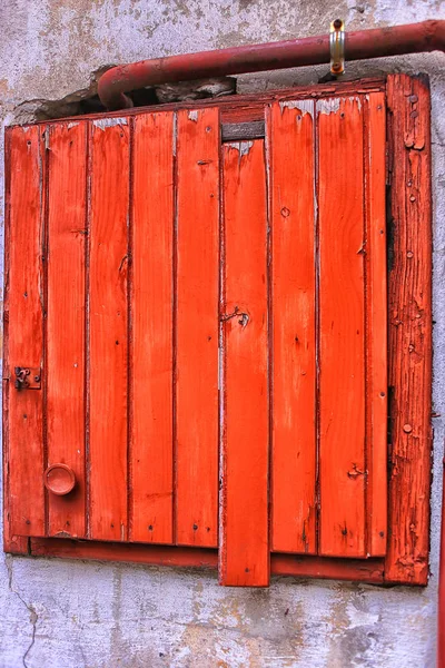 Red Window Shutter Closed — Stock Photo, Image