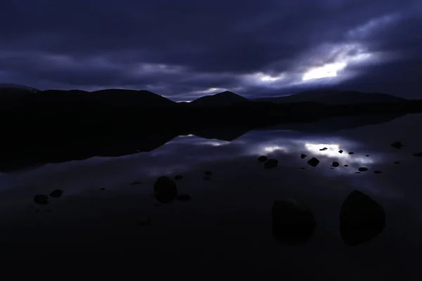 Nocy Loch Morlich Aviemore Park Narodowy Cairngorms Szkocja — Zdjęcie stockowe