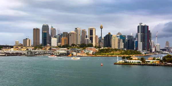 Bred Med Panoramautsikt Över Hamnen Sydneys Ikoniska City Skyline Och — Stockfoto