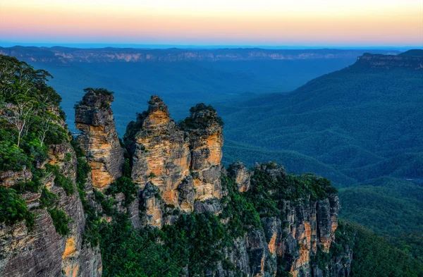 Úžasné Australské Krajině Tři Sestry Skalní Útvar Modrých Horách Při — Stock fotografie