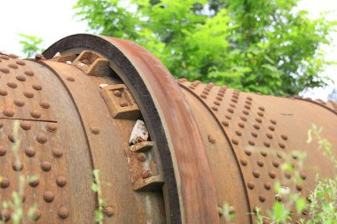 Paslı dişliler ve ekipmanlar, yakın plan.