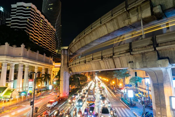 Ноября 2018 Бангкок Таиланд Длительное Ночное Освещение Пересечении Ратчапрасонга Сиам — стоковое фото