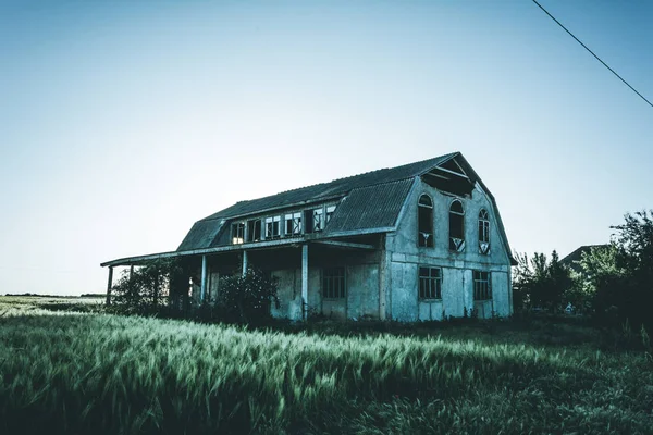 Bâtiment Abandonné Coucher Soleil Effet Mystique — Photo