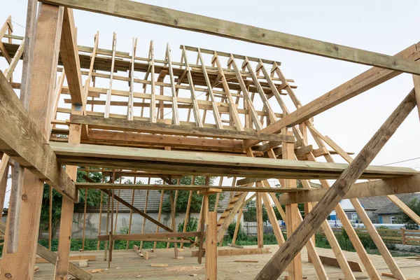 Krokve Rámu Dřevěného Domu Při Západu Slunce Konstrukci Rámu Domu — Stock fotografie