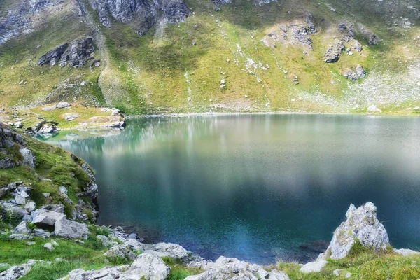 Colorido Lago Alpino Brenguez — Fotografia de Stock