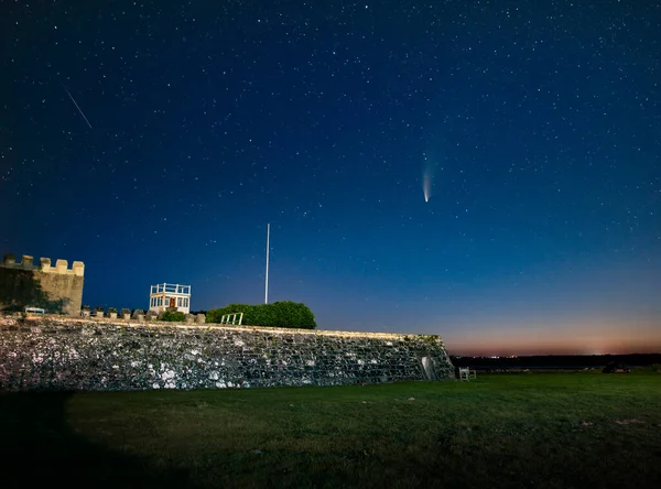 Comet Neowise Fort Belan North Wales Velká Británie Střílející Hvězdou Royalty Free Stock Fotografie