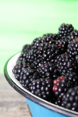 Yaz berry, doğal, organik böğürtlen