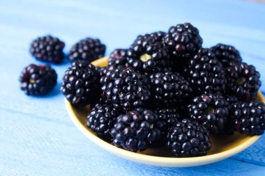 Yaz berry, doğal, organik böğürtlen