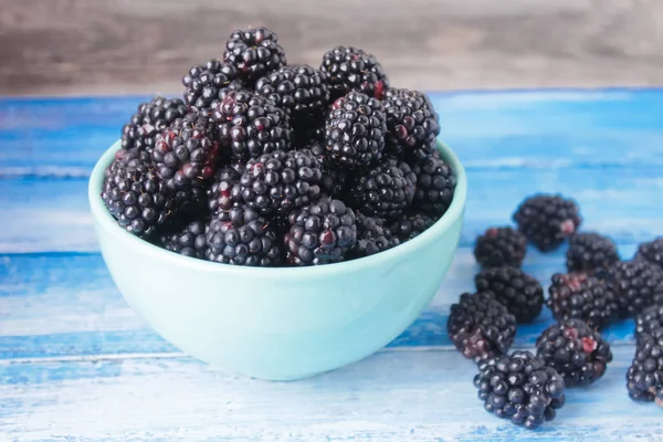 天然有机黑莓夏季浆果 — 图库照片